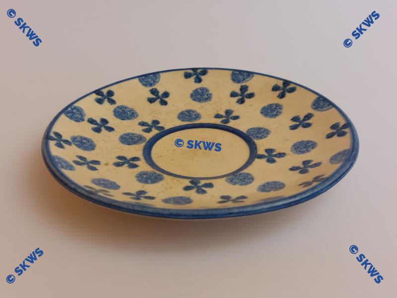 --keine Information--