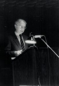 Josef J. Menzel bei der Studientagung 1982 in Benediktbeuern