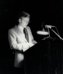 Ulrich Schmilewski bei der Studientagung 1982 in Benediktbeuern