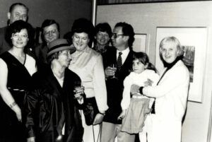 Ausstellungseröffnung: Italienische Impressionen,1984. Unter anderem Fr. Monser, Prof. Schulz, Gerda Stryi, Bossle, Stamm
