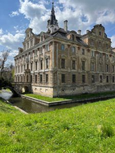 Schloss Rohnstock/Pałac w Roztoce