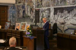 Dr. Ulrich Schmilewski, ehemaliger Geschäftsführer der Stiftung Kulturwerk Schlesien, hält die Festrede anlässlich des Gründungsjubiläums der Stiftung Kulturwerk Schlesien