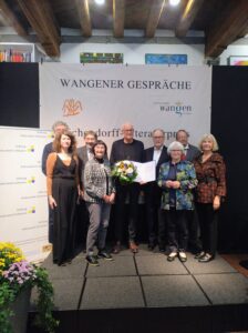 Jürgen Thaler (Jury), Lisa Haberkern (SKWS), Dr. Harald Weigel (Jury), Monika Taubitz (Jury), M;ichael Donhauser (Preisträger), Cornelius Hell (Laudator), Gisela Stetter (Jury), Hermann Spang ( Kulturreferent Wangen), Stephanie Kemper (Jury) Jürgen Thaler (Jury), Lisa Haberkern (SKWS), Dr. Harald Weigel (Jury), Monika Taubitz (Jury), M;ichael Donhauser (Preisträger), Cornelius Hell (Laudator), Gisela Stetter (Jury), Hermann Spang ( Kulturreferent Wangen), Stephanie Kemper (Jury)