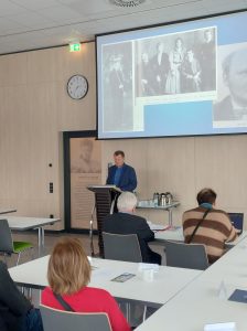 Dr. Krzysztof Kłosowicz Dr. Krzysztof Kłosowicz